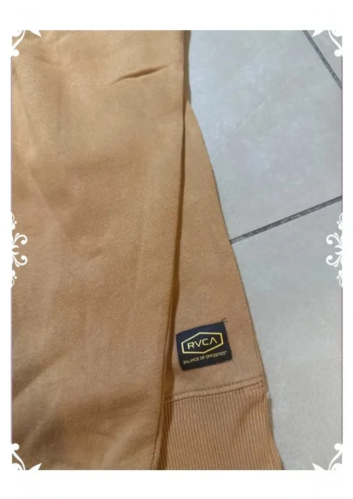 Sweat-shirt camel RVCA – Taille S - photo numéro 5