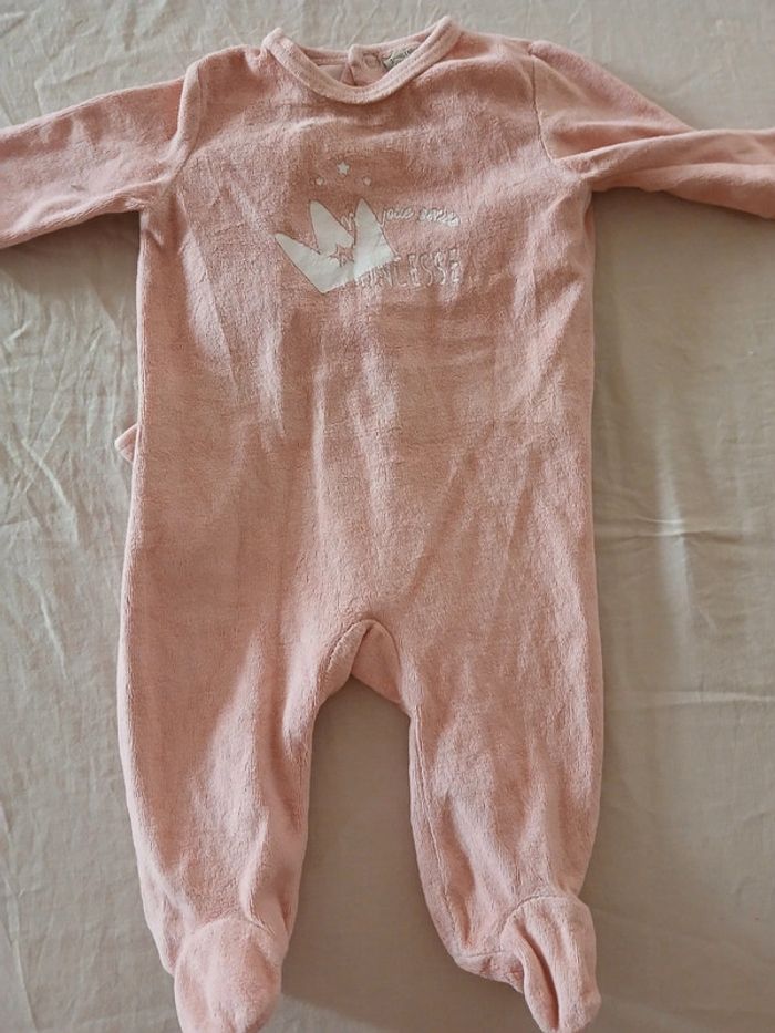 Pyjama 3 mois - photo numéro 2