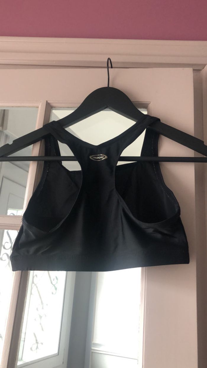 Hauts de sport - photo numéro 2