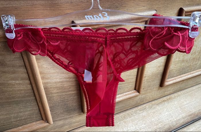 Tanga Etam Déclaration rouge taille 38 - photo numéro 3