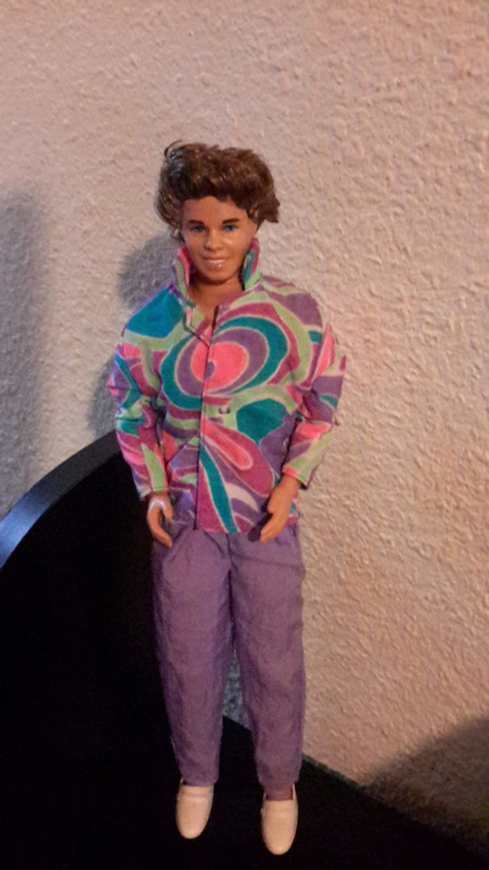 ancien KEN ultra totality ami de barbie - photo numéro 2