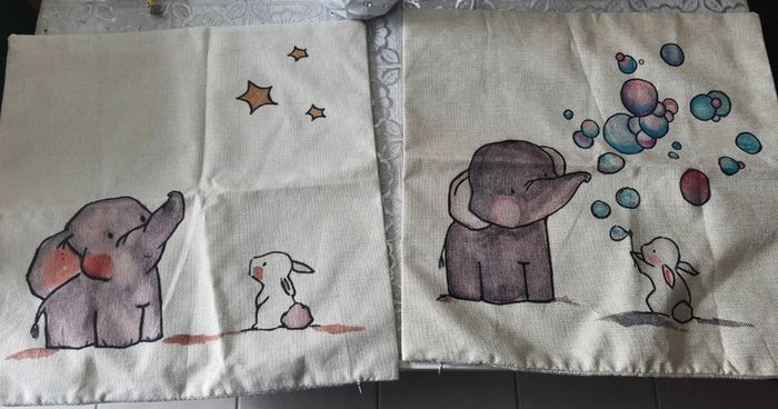 Lot 2 housses de coussin 44/44cm