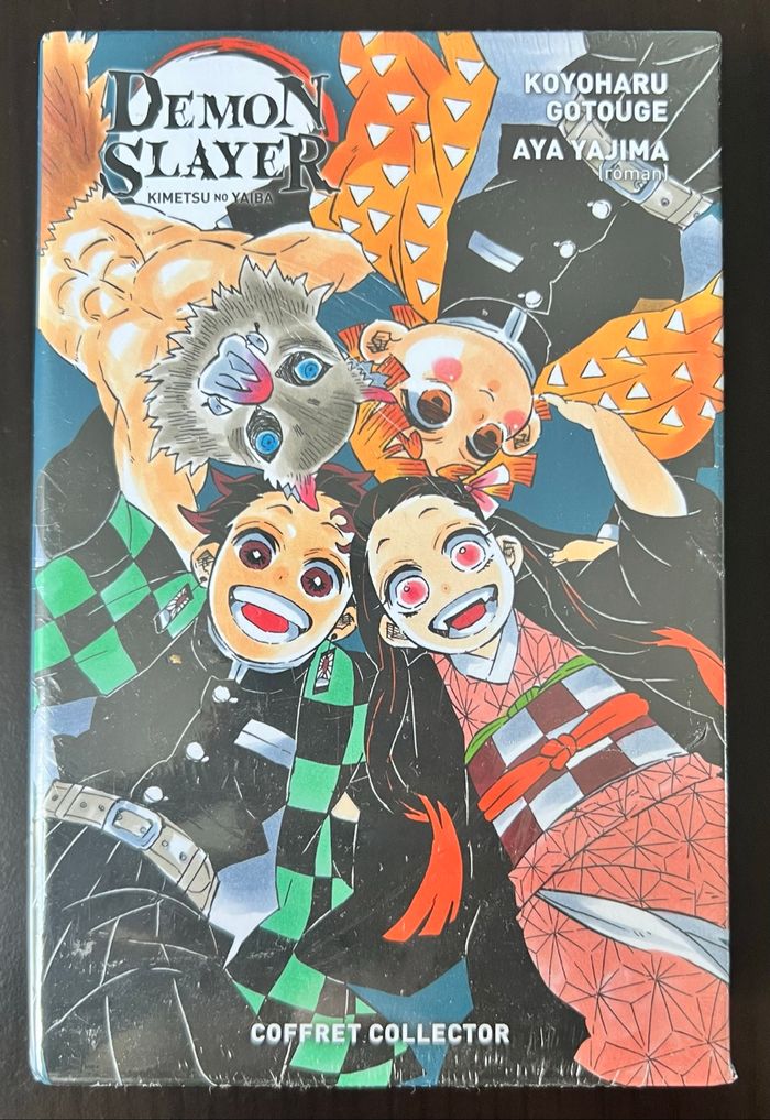 Manga Demon Slayer Tome 19 Edition Limitée Collector Neuf sous blister
