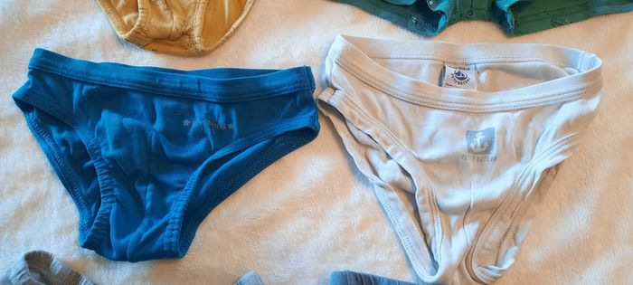 Lot de sous vêtements 2/3 ans - photo numéro 2