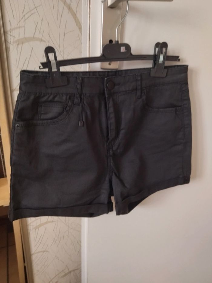 Ensemble short Jennifer et haut Shein - photo numéro 5