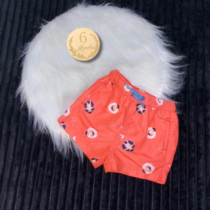 Short de bain taille 6 mois