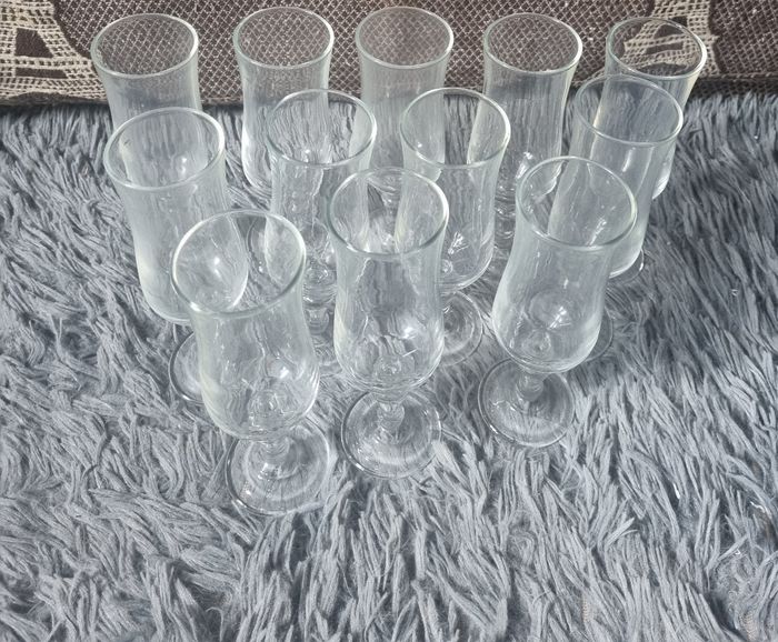 Ensemble de 12 flûtes à champagne Arcoroc - photo numéro 2