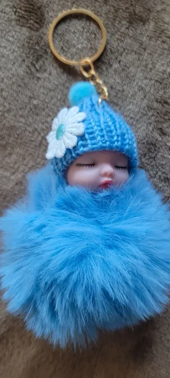 Porte-clé bébé tout mignon et tout doux