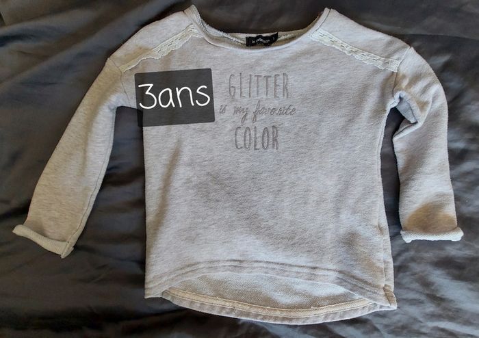 Sweat gris dentelle