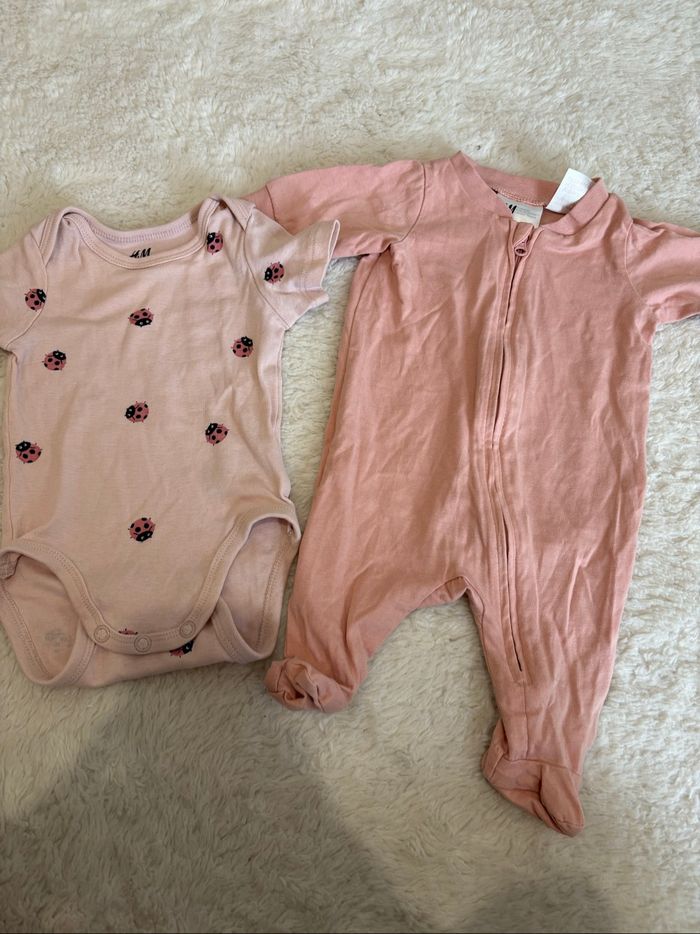 Lots vêtement bébé 1 / 3mois - photo numéro 4