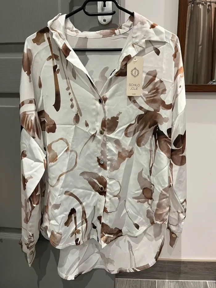 Chemise satinée