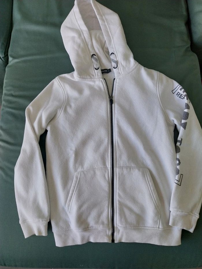 Sweat blanc à Capuche T12A - photo numéro 2