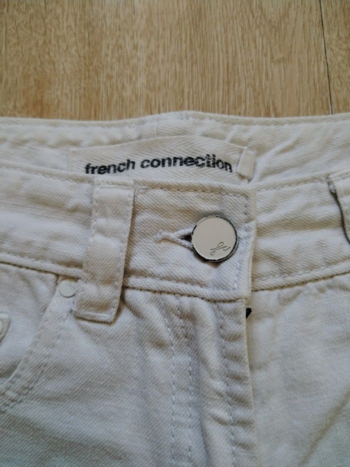 Short French connection XS - photo numéro 3