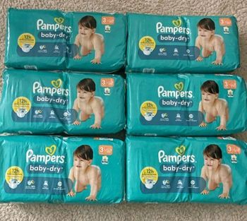 Lot de six paquets de couches Pampers baby-dry T3 taille 3