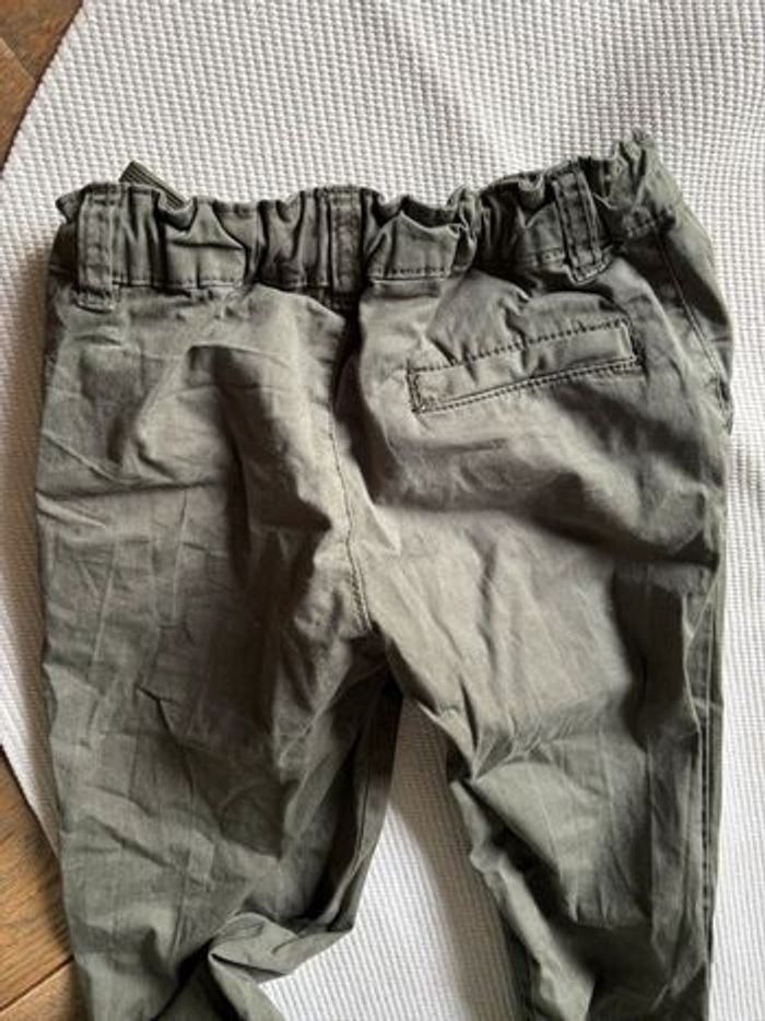 Ensemble 2 pieces 6 ans t-shirt marinière pantalon kaki la halle tbe - photo numéro 6