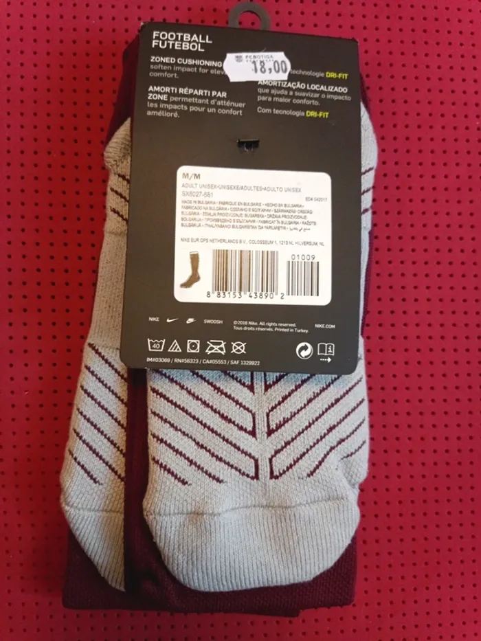 Chaussettes de foot FC Barcelone, Nike Authentique Officiel taille 38/42, Neuf - photo numéro 8