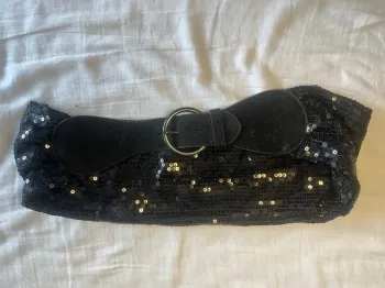 🔹 Ceinture noire à paillettes – Style glamour 🔹