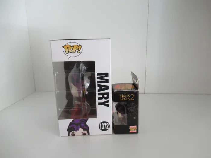 Hocus Pocus 2 Lot Pop + Pocket Pop Keychain  Mry Sanderson - photo numéro 2