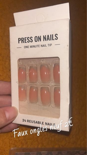 Faux ongles