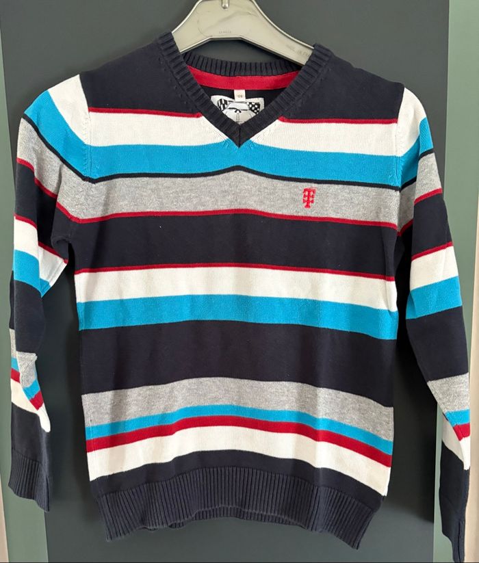Pull col V