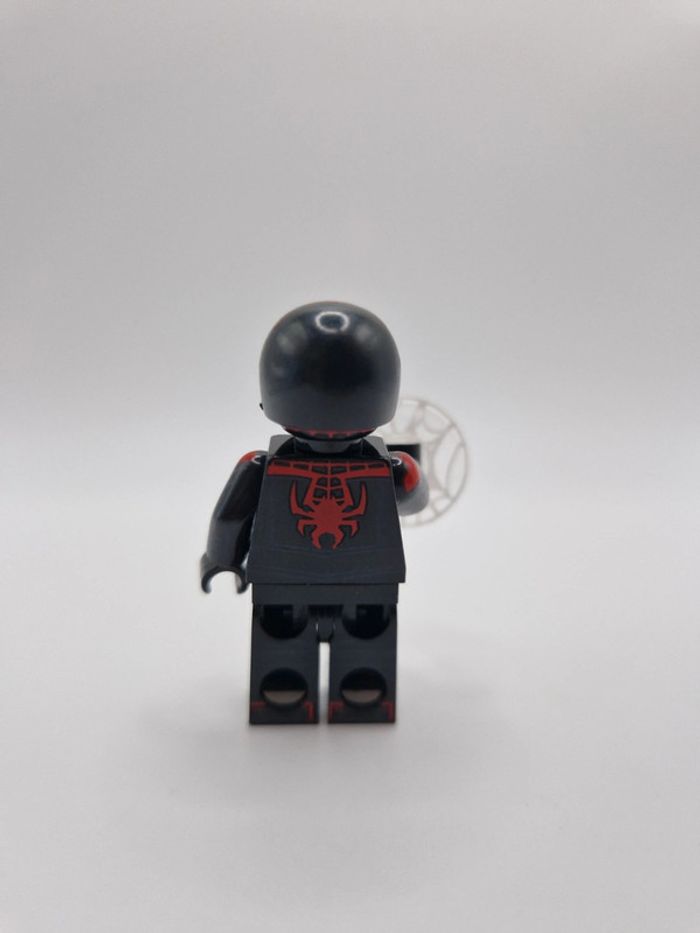 Figurine type lego Miles Morales Spiderman Marvel - photo numéro 3
