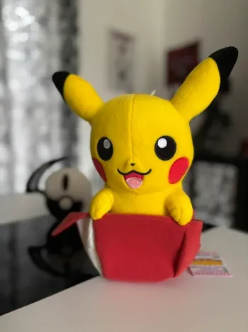 Peluche Pokémon Pikachu Casquette Kanto vol.4 Banpresto 2017