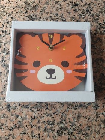 Horloge tigre enfant neuf