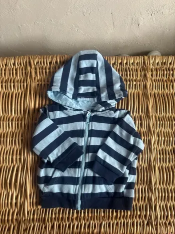 Veste marinière bleu 12mois en très bon état