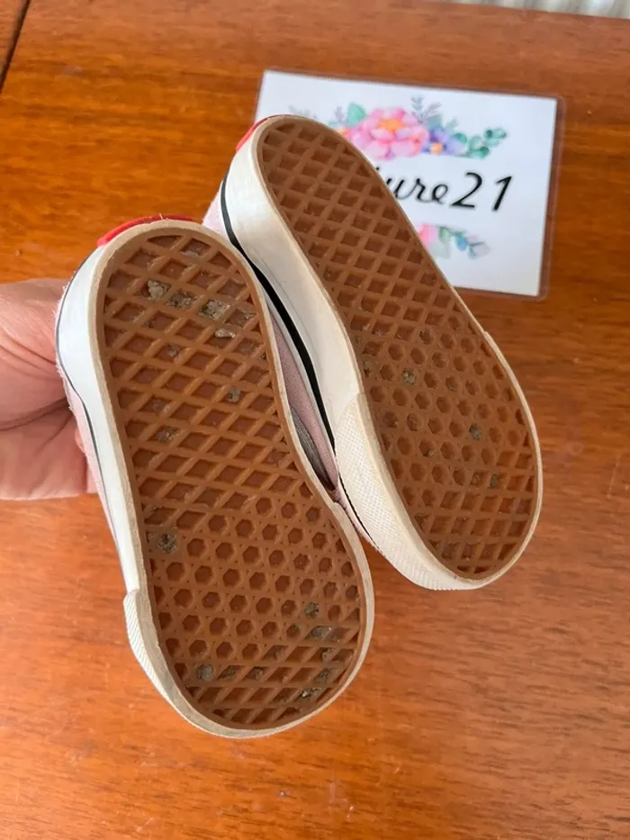 Vans à scratch rose 21 - photo numéro 3