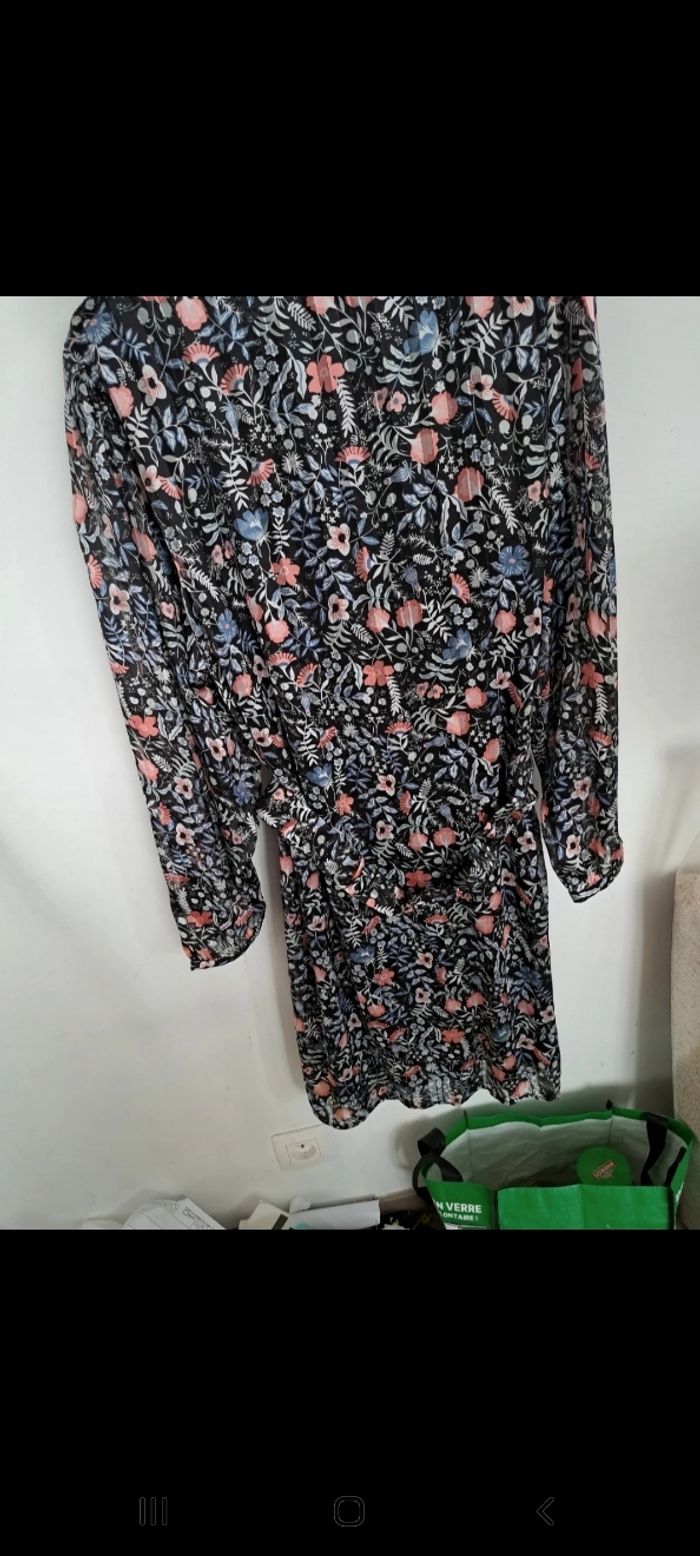 Robe courte - photo numéro 3