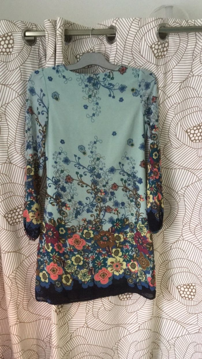 Magnifique robe fleurie yumi neuve - photo numéro 4