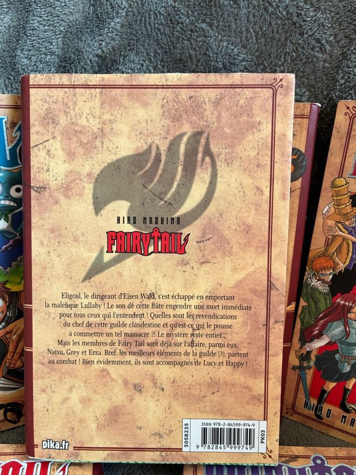 Lot livres mangas Fairy Tail - photo numéro 5