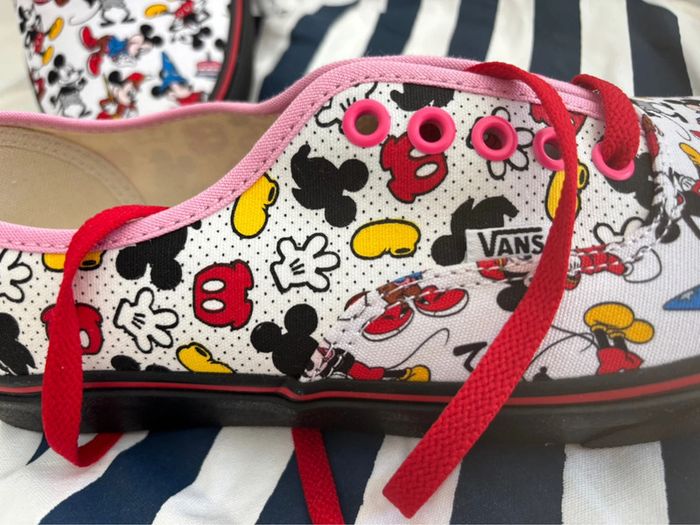 Vans custom Disney Mickey - Taille 42,5 - Neuves - Modèle unique ! - photo numéro 4