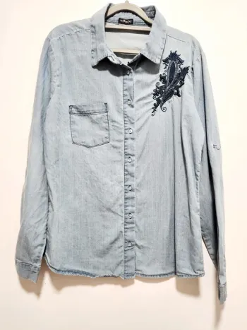 Chemise en jean brodée  42