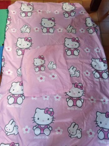 Parure lit Hello Kitty