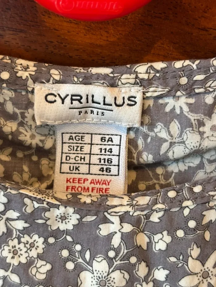 Blouse liberty Cyrillus 6 ans parfait état - photo numéro 4