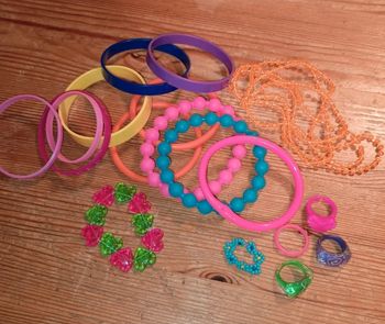 Lot de bijoux pour petite fille