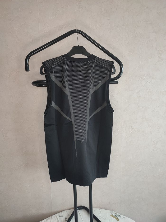 Débardeur Gymshark Onyx 5.0 - photo numéro 2
