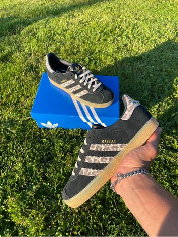 Adidas Originals Gazelle Black White Gum