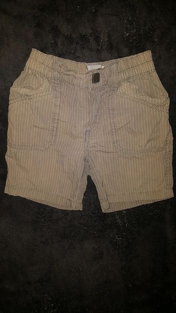 Short gris rayé  taille 2 /3 ans Marque Z