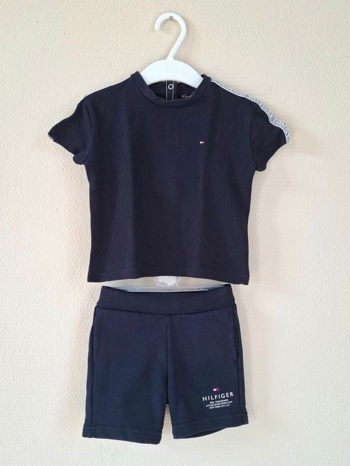 Ensemble Tommy Hilfiger