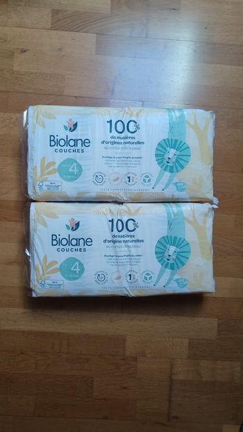 2 paquets de couches Biolane taille 4