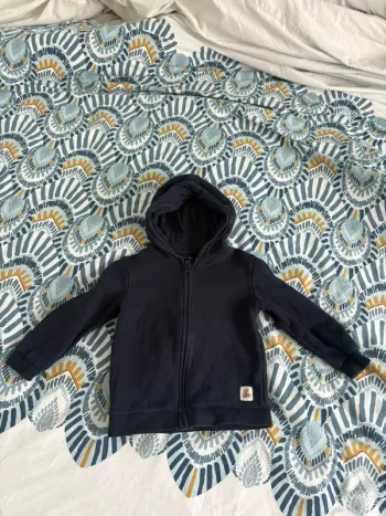 sweat à capuche 36 mois