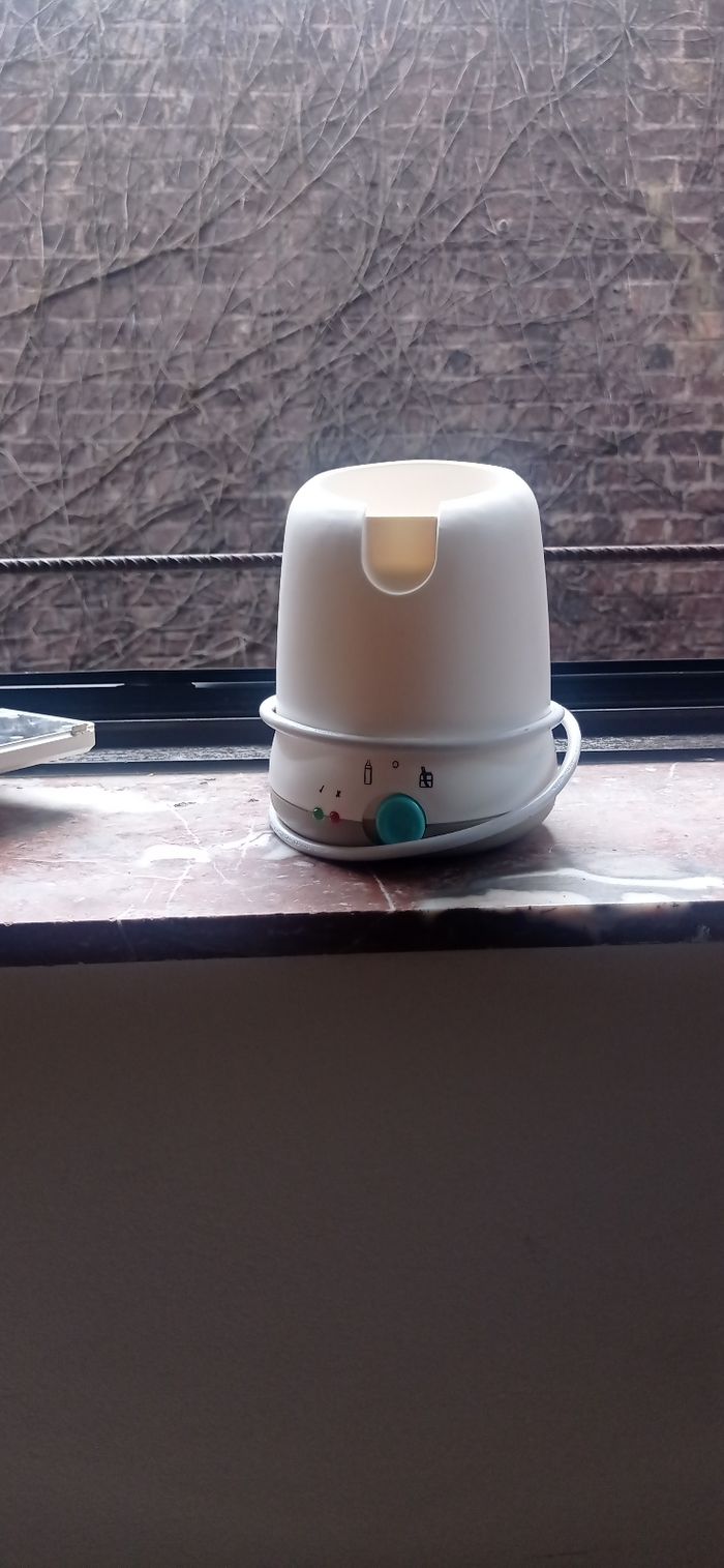 Chauffe Biberon en très bon état - photo numéro 3