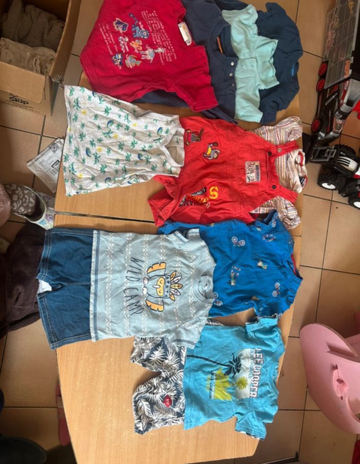 Lot de +32 vêtements taille 12 mois - photo numéro 5