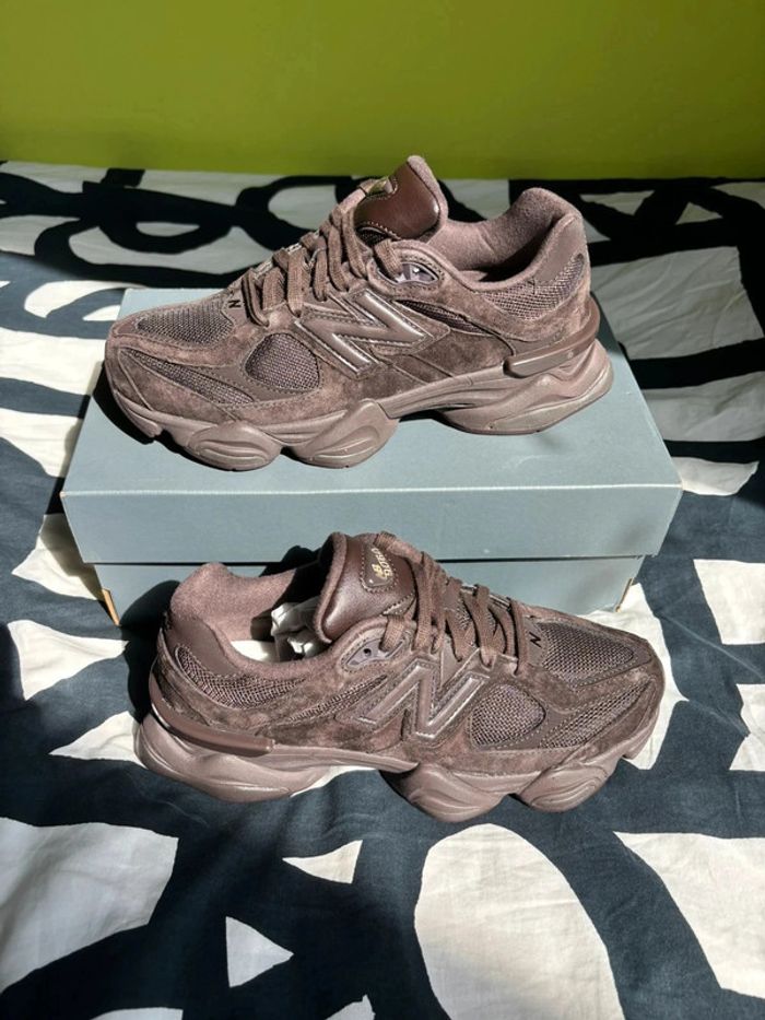 New balance 9060 Marron • taille 40,5 - photo numéro 2