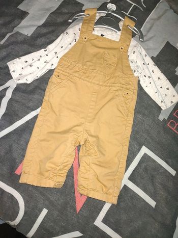 Ensemble salopette/ pull 3 mois