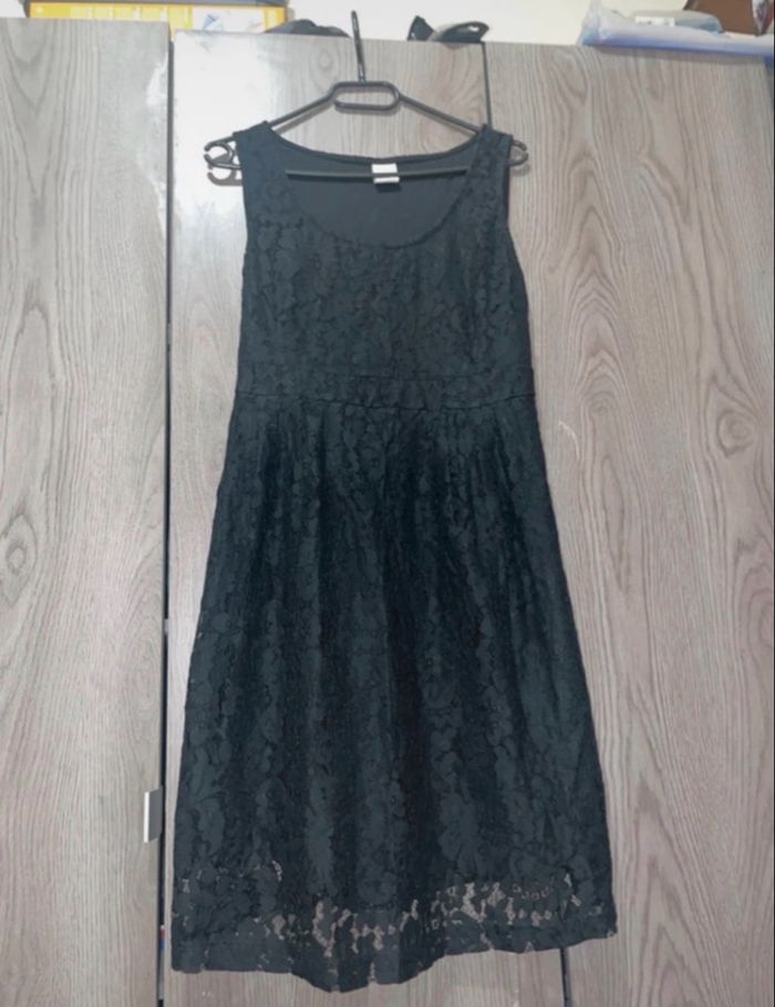 Robe en dentelle L-XS