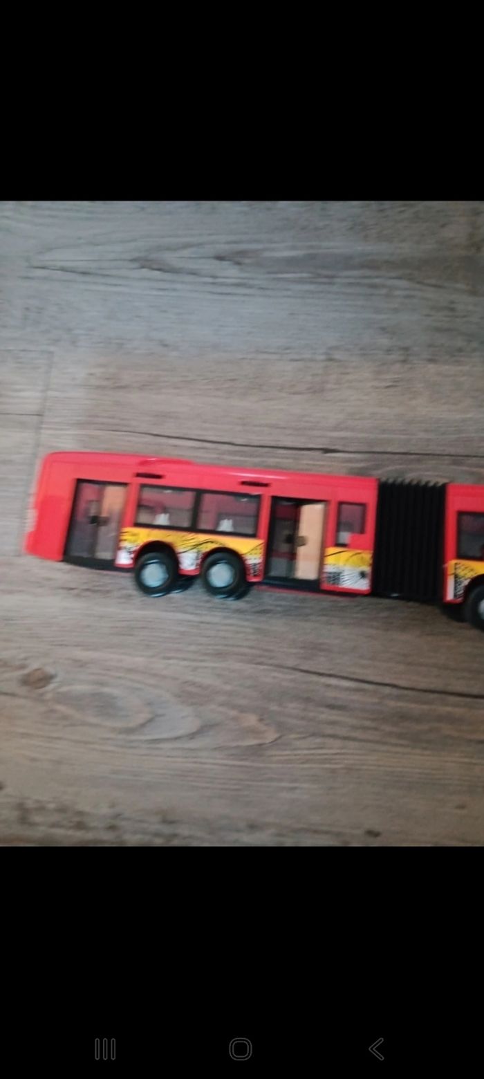 Bus à pousser - photo numéro 5