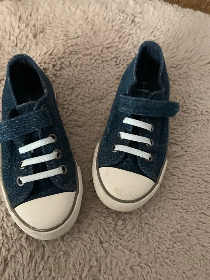 Baskets bleu marine c&a t25